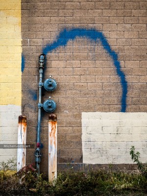 Blue Graffiti Spray :: Urban texture photography - Artwork © Michel Godts