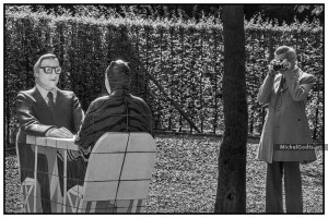 Capturing The Conversation :: Black and white photograph of public art - Artwork © Michel Godts