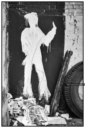 Graffiti Man In White :: Black and white graffiti photography - Artwork © Michel Godts