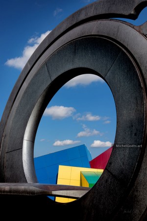 Portal To Play :: Photograph of public art - Artwork © Michel Godts