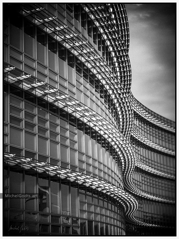 Alcoa Building :: Black and white architecture photography - Artwork © Michel Godts