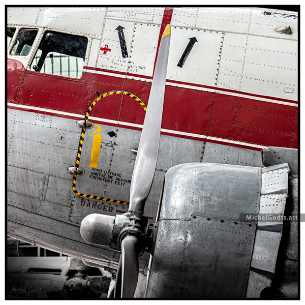Douglass C-47 Skytrain Close-Up :: Fine art photography - Artwork © Michel Godts