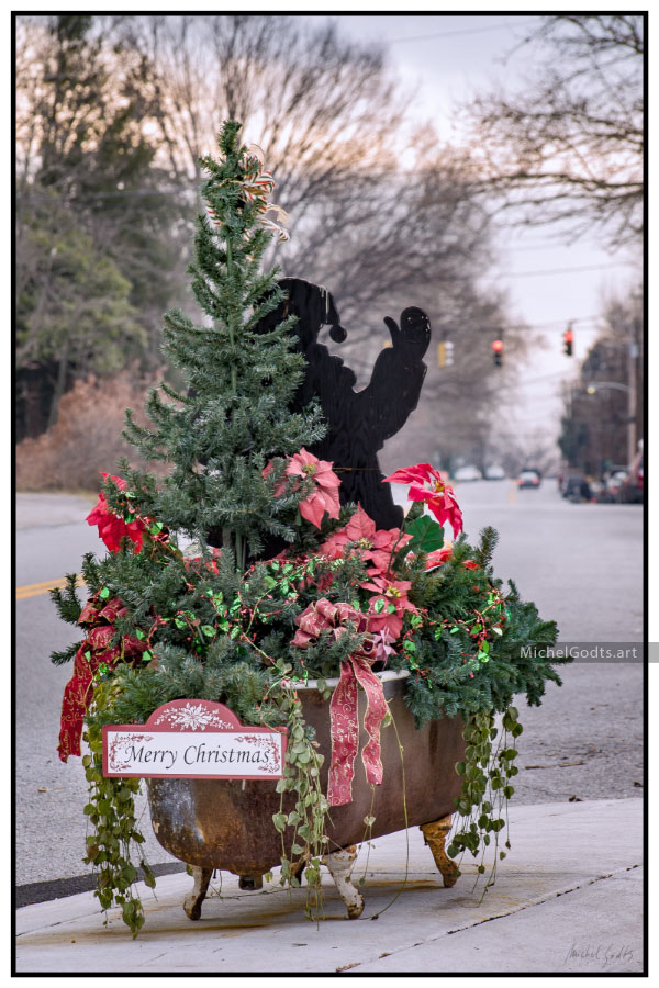 Merry Christmas Bellefonte! :: Urban street photography print - Artwork © Michel Godts