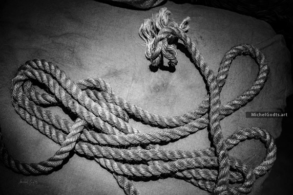 Rope Over Canvas :: Black and white still life photography - Artwork © Michel Godts