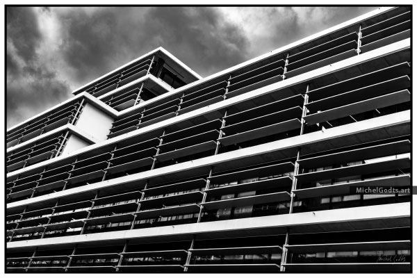 Urban Liner :: Black and white architecture fine art photography print - Artwork © Michel Godts