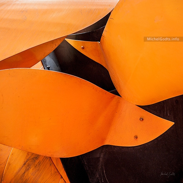 Variations—Abstract #1 :: Photograph of public art - Artwork © Michel Godts